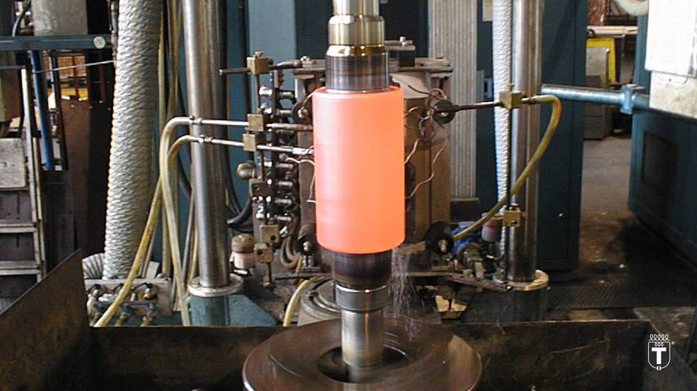 TEMPRA VERTICALE RULLO DI LAMINAZIONE