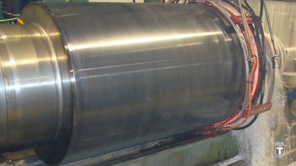TEMPRA RULLI DI LAMINAZIONE DI GRANDI DIMENSIONI